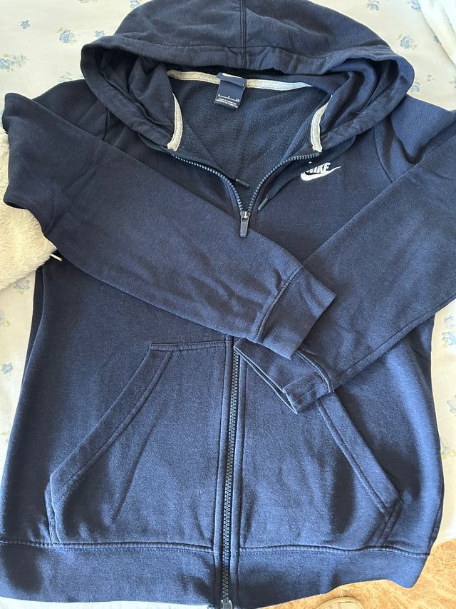 Chándal  Nike azul marino. Talla S