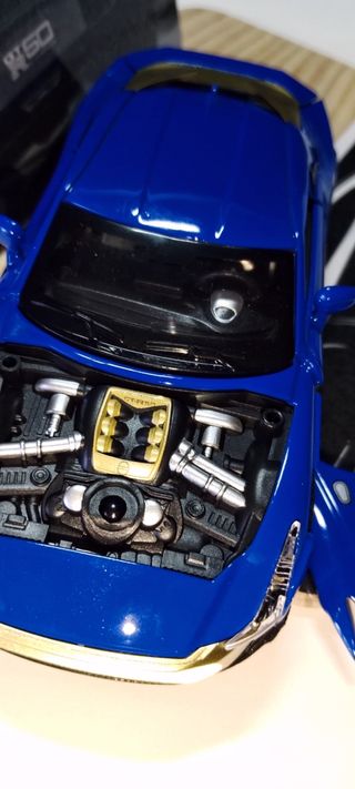 Nissan GT-R50 y base expositora