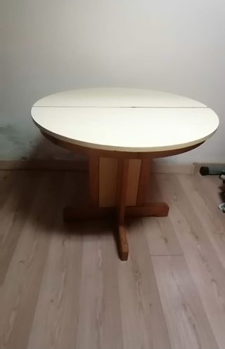 MESA REDONDA EXTENSIBLE