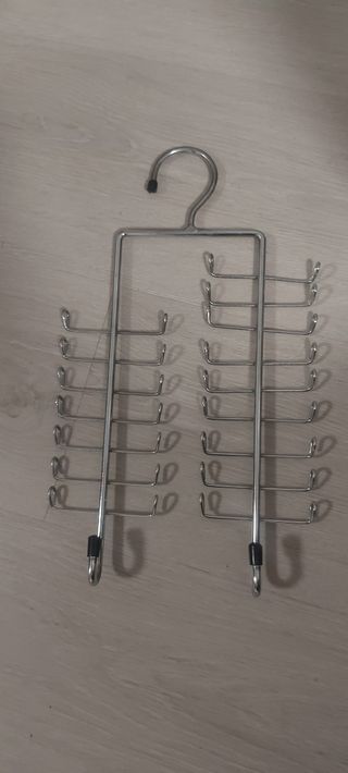 Percha para corbatas