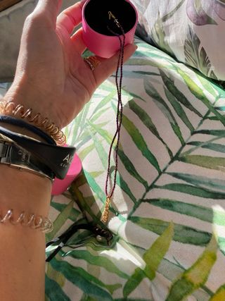 Colgante Tous “AMOR” con cadena bañada oro