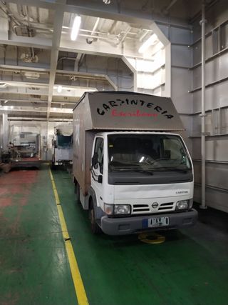 Nissan Cabstar 2004