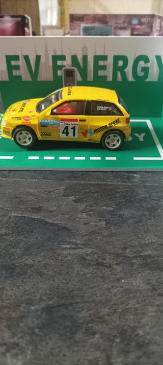 Seat Ibiza + Boxe scalextric