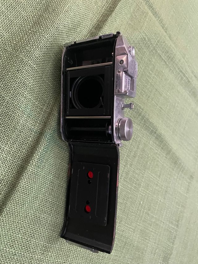 Fotocamera analogica Comet II Bencini con Flash