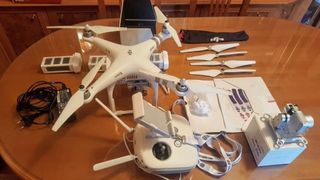 DJI Phantom 3 Advanced Drone con extras, poco uso