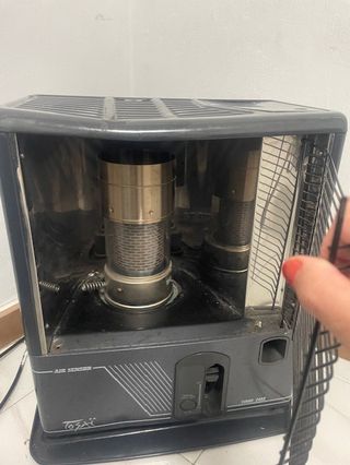 estufa con liquido de recina poco uso