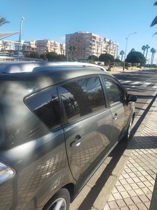 Toyota Corolla Verso  2007