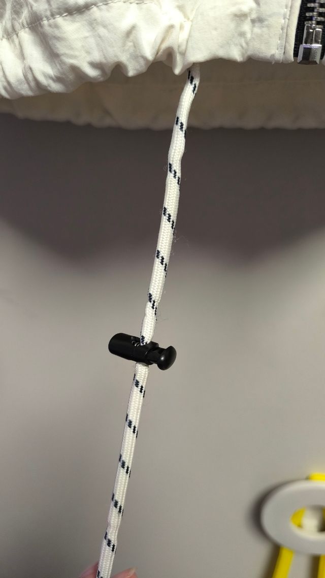 Chaqueta blanca fresaquita