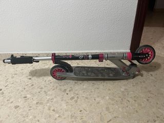 Patinete negro oxelo SUSP