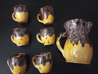 Juego tazas y jarra