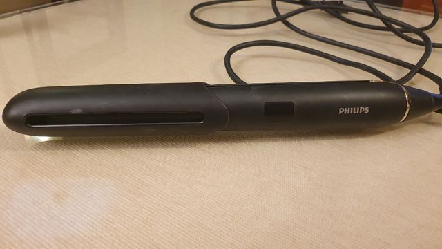 Plancha de pelo.  Philips