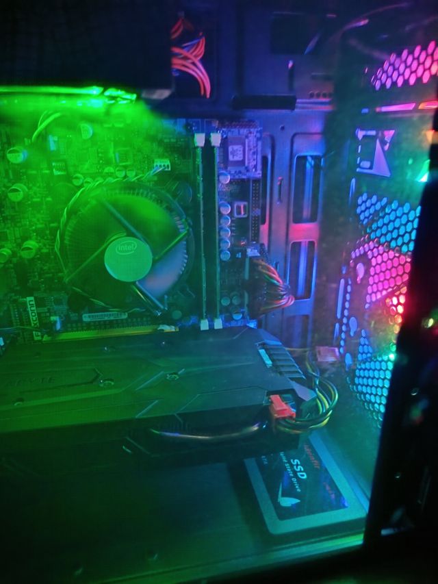 ORDENADOR GAMING ECONOMICO PARA FORTNITE