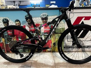 SCOTT SPARK RC TEAM 2025