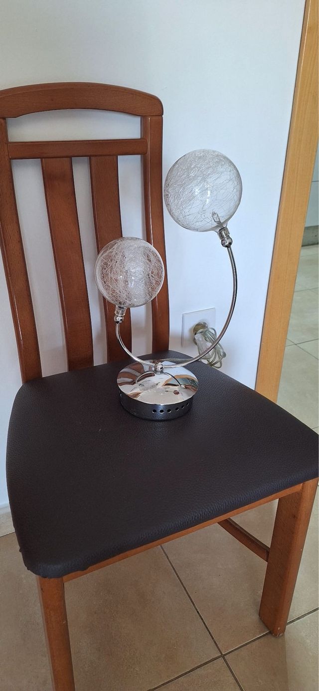 Lampara de sobremesa