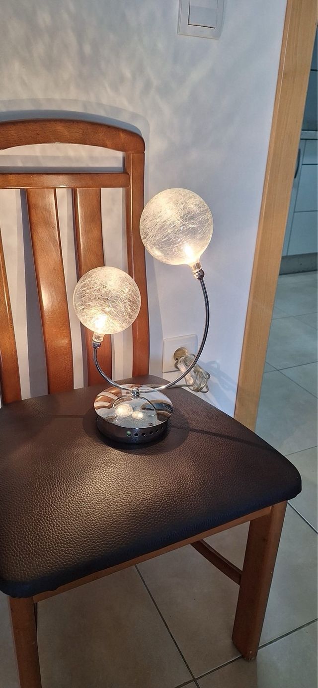 Lampara de sobremesa