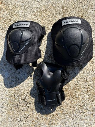 Protectores patin skate Nijdam negros para niños