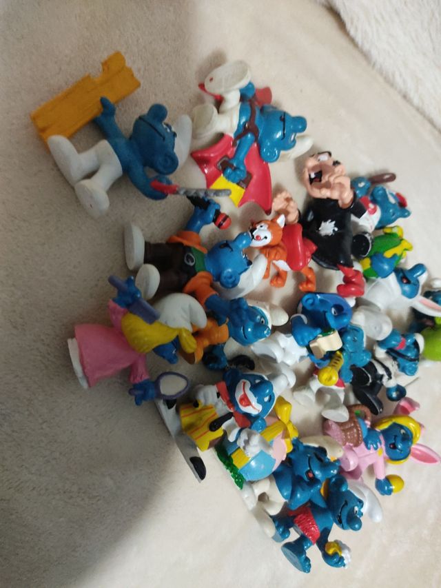 Diverse bambole in PVC 