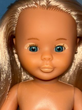 Muñeca Nancy Quirón con pequeños defectos
