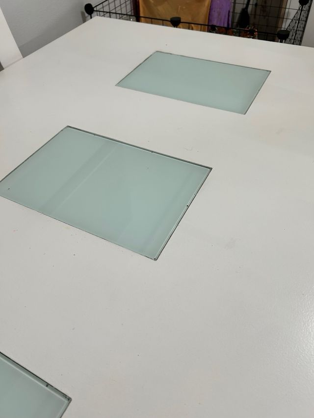 tavolo e quattro sedie