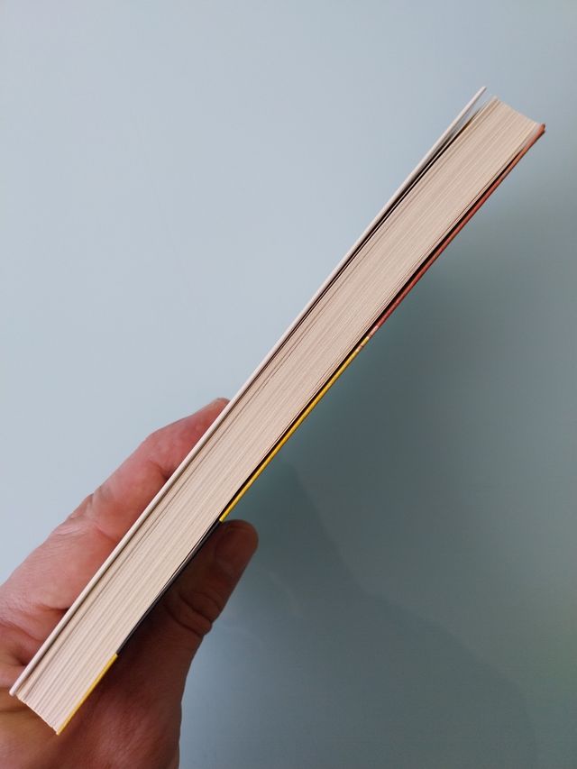 Primavera con una esquina rota