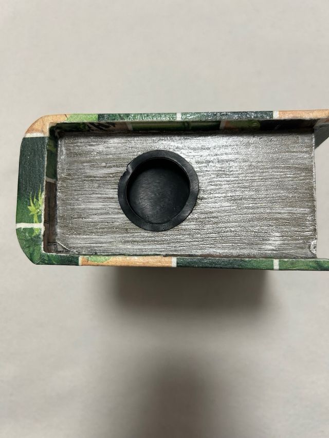 Hucha forma de libro