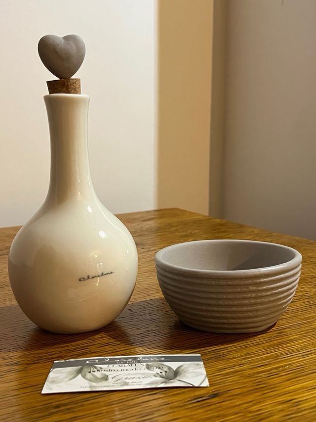 Oliera Claraluna bianche e grigia