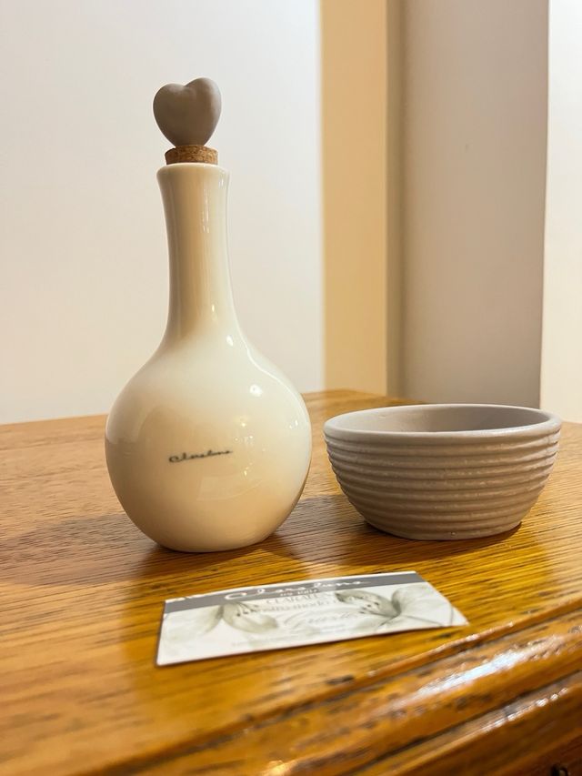 Oliera Claraluna bianche e grigia