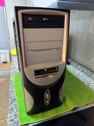Ordenador AMD Athlon X2 270