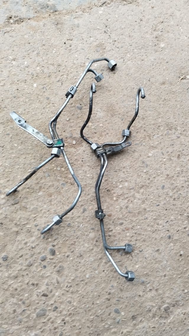 Tuberias del gasoil de los inyectores