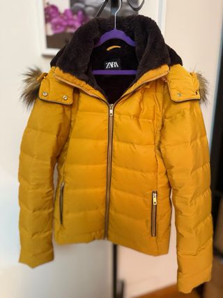 Plumífero corto Zara