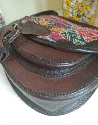 Bolso de cuero artesano