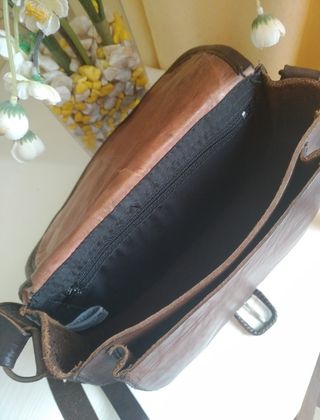Bolso de cuero artesano