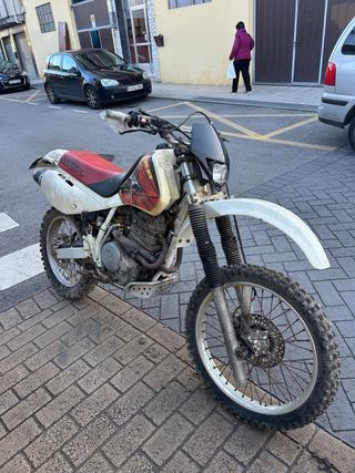 Honda xr 600