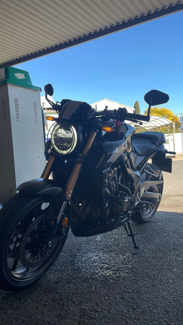 Honda CB 650 R