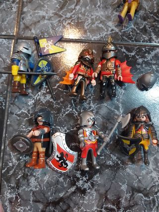 Muñecos varios playmobil