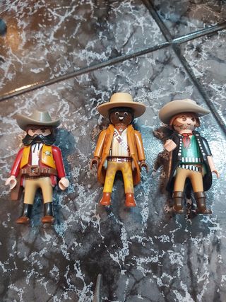 Muñecos varios playmobil