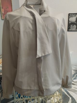 Blusa Vintage gris