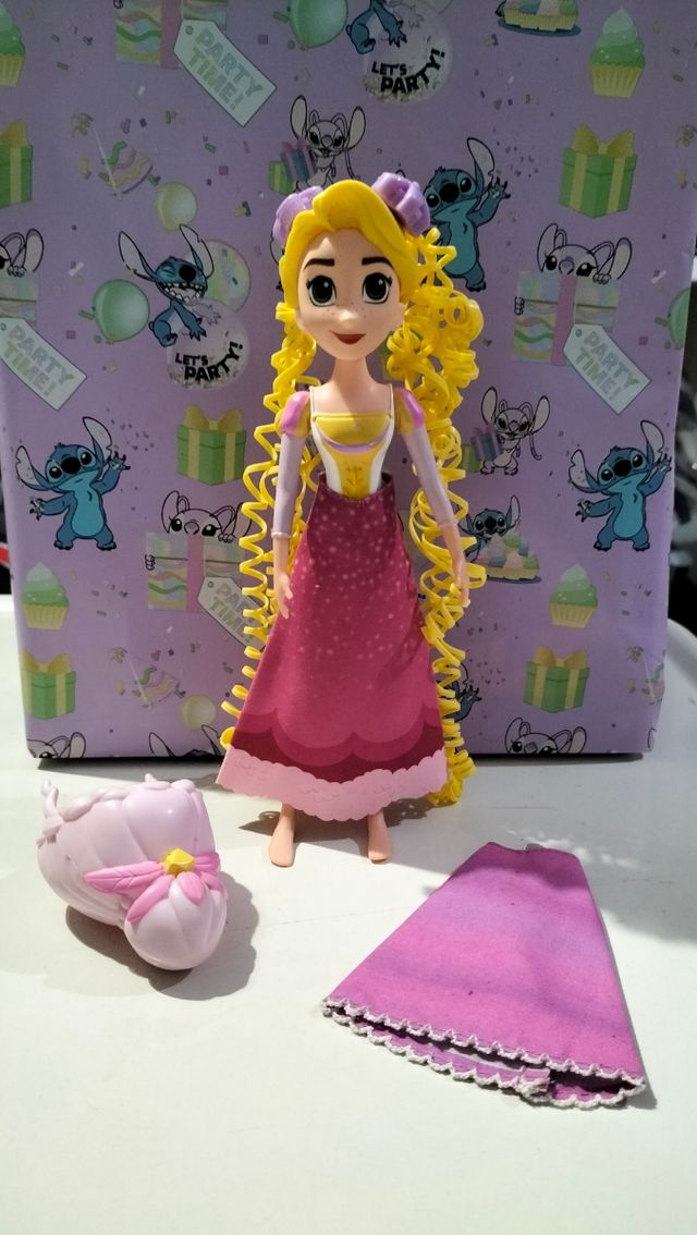 Rapunzel con complementos 
