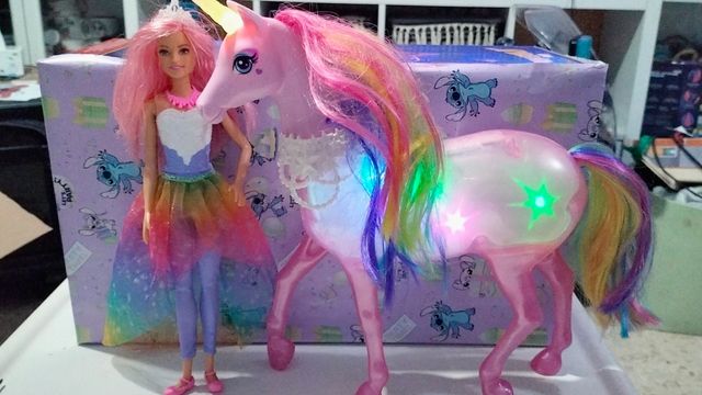 Barbie y caballo de Mattel 