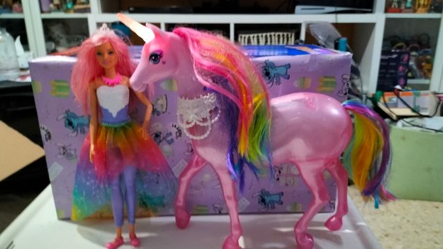 Barbie y caballo de Mattel 