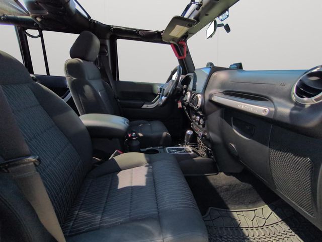 JEEP WRANGLER 2.8 CRD SAHARA UNLIMITED AUTO 5P