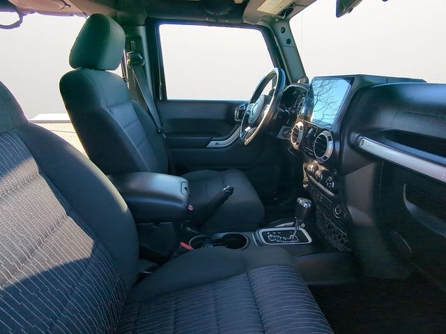 JEEP WRANGLER 2.8 CRD SAHARA UNLIMITED AUTO 5P