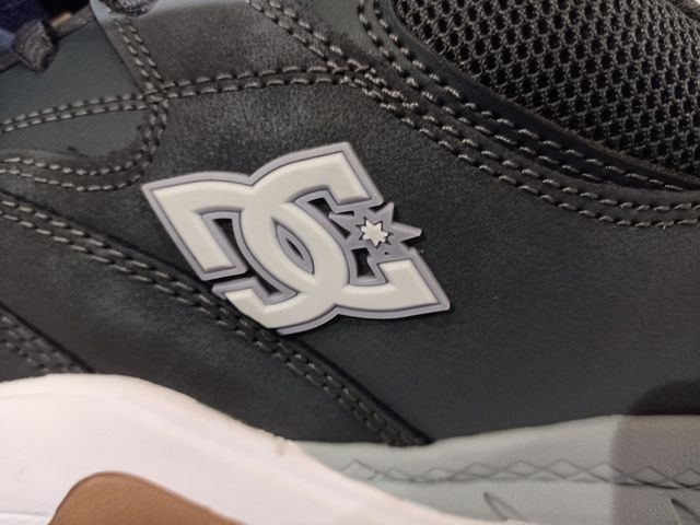 DC SHOES