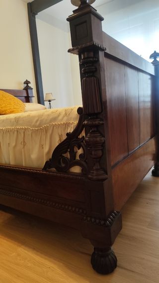 Habitación rustica caoba