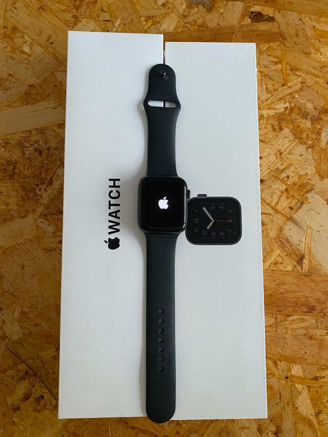 Apple watch SE 44mm