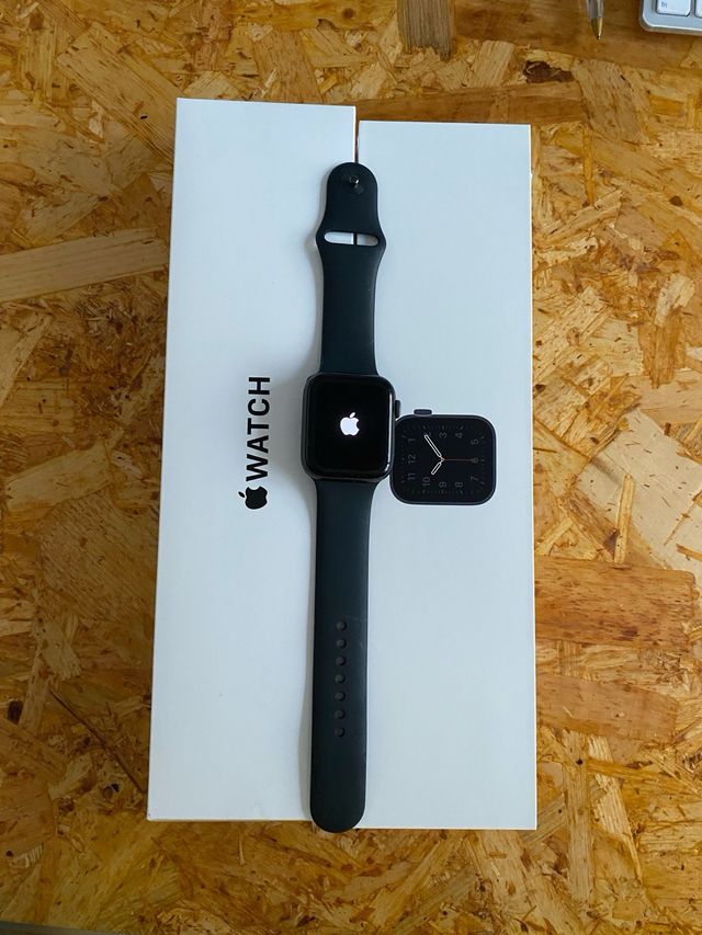 Apple watch SE 44mm