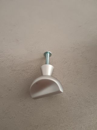 Pomello per armadio, cassettiera, ecc