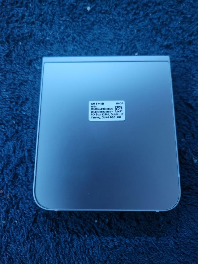 Móvil Samsung galaxi zflip 6