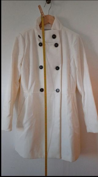 Abrigo Blanco Pull&Bear