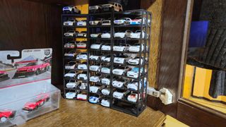 Stand hot wheels de 8 andares